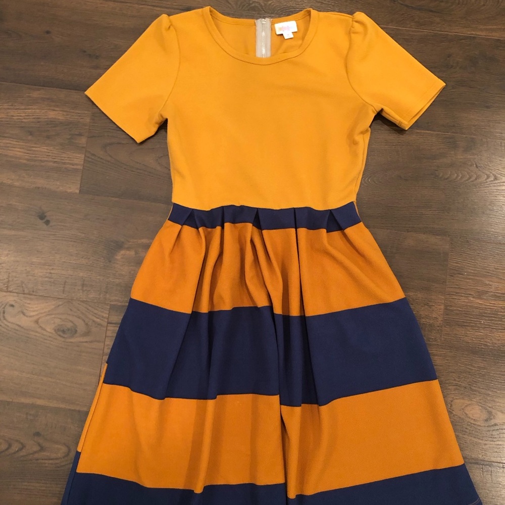 Lularoe Amelia